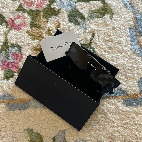 Dior Homme Sunglasses - Picture 1 of 3